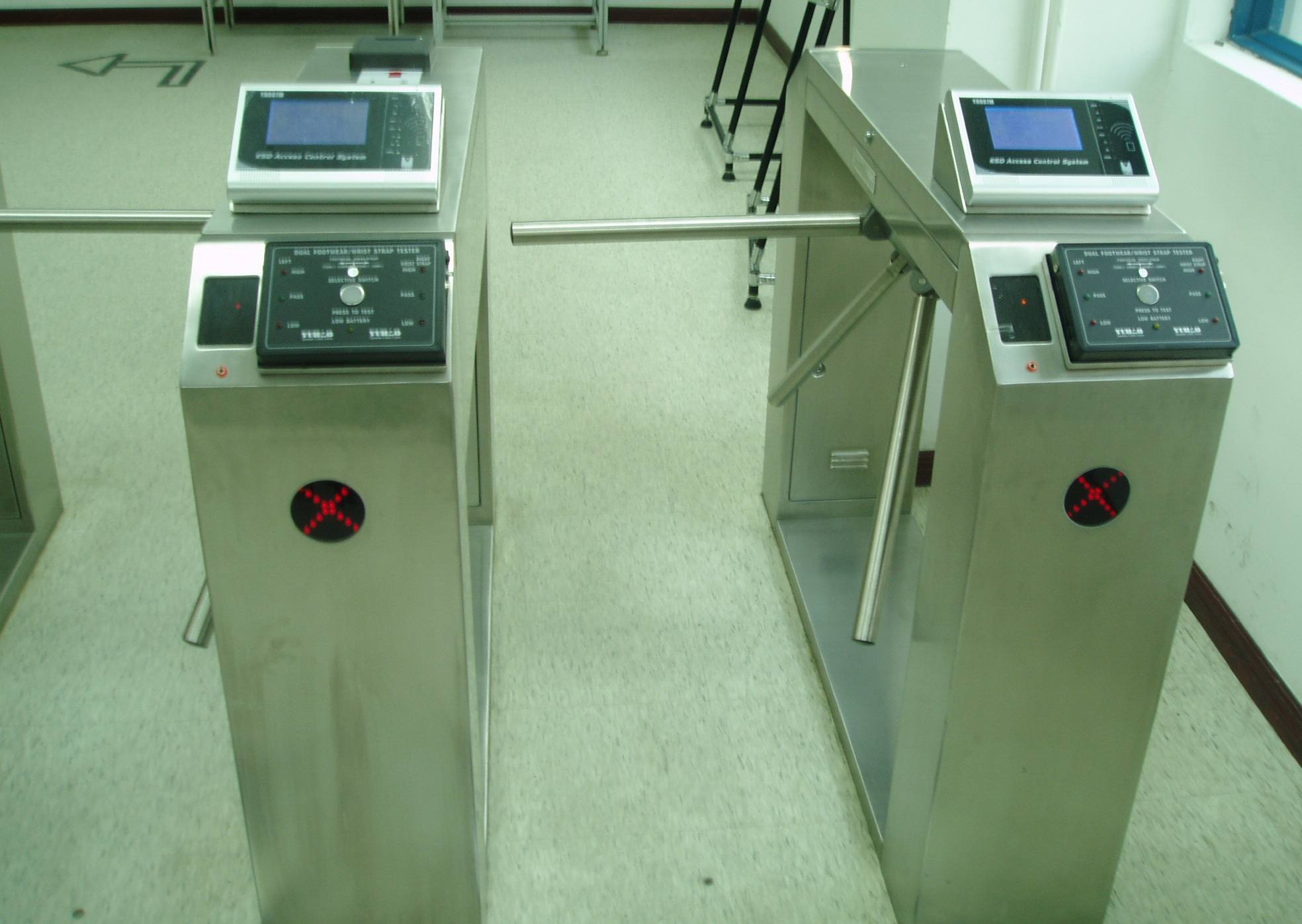 人臉識別監(jiān)控系統(tǒng)安裝 新技術(shù)：無臉識別！